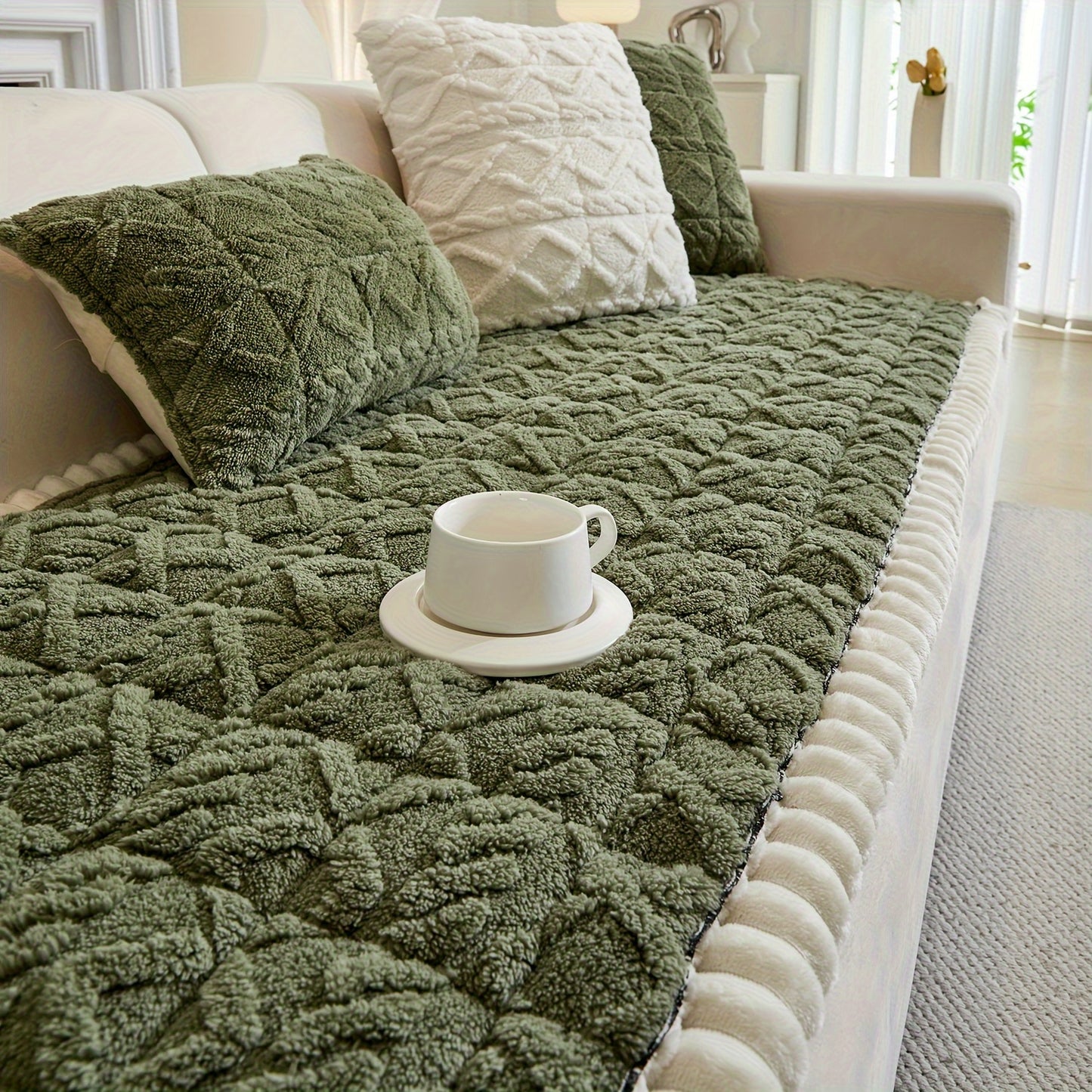 AICHO HOUSE Autumn Winter Quilted Sofa Cover With Pleats