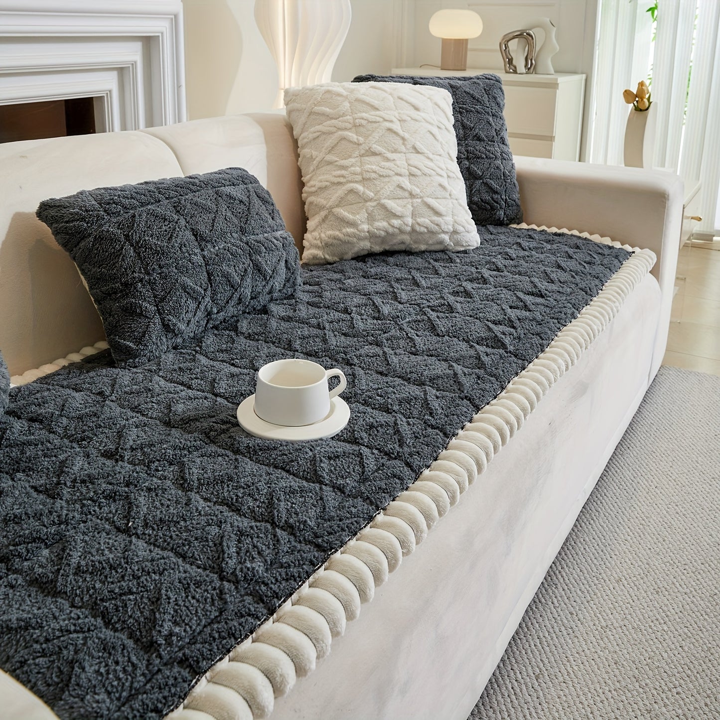 AICHO HOUSE Autumn Winter Quilted Sofa Cover With Pleats