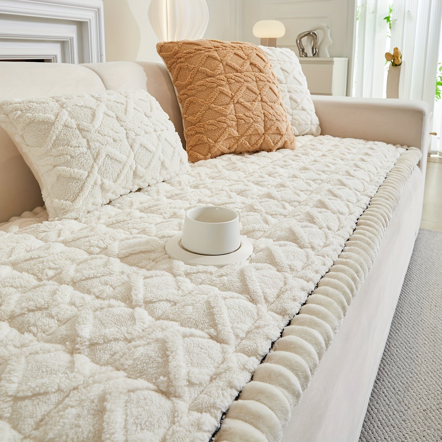 AICHO HOUSE Autumn Winter Quilted Sofa Cover With Pleats